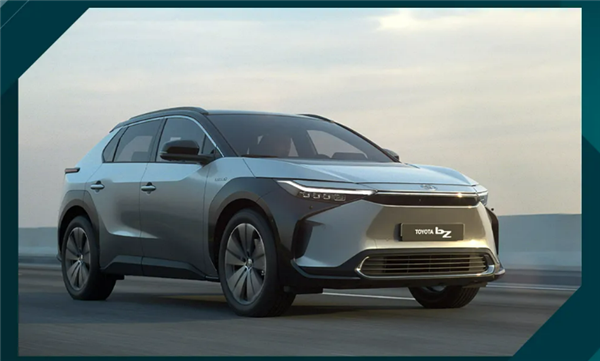 Мощность 218 л.с., запас хода 500 км и солнечная батарея на крыше. Рассекречен Toyota bZ4X – первый серийный электромобиль японской компании