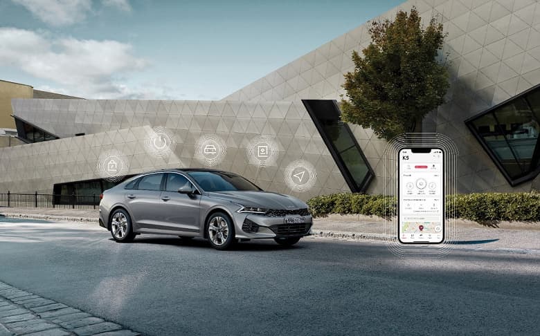 В России стартовали продажи нового бизнес-седана Kia К5 с управлением со смартфона В России стартовали продажи нового бизнес-седана Kia К5 с управлением со смартфона