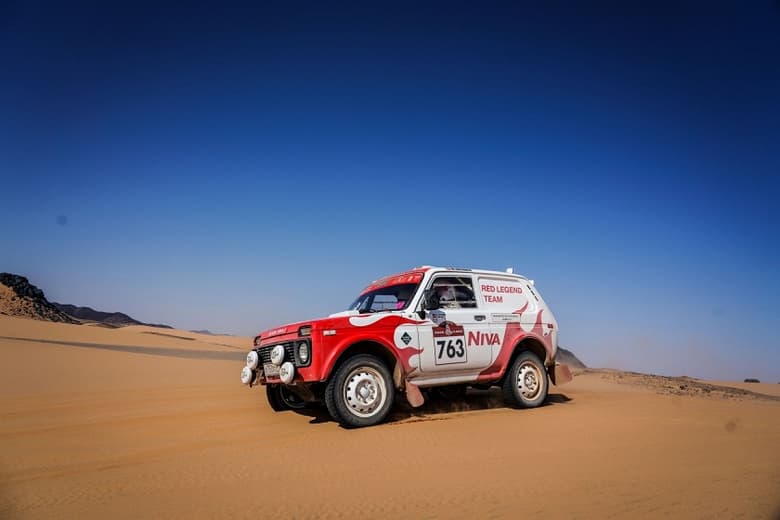 Lada Niva 1984 года выпуска покорила «Дакар-2022»
