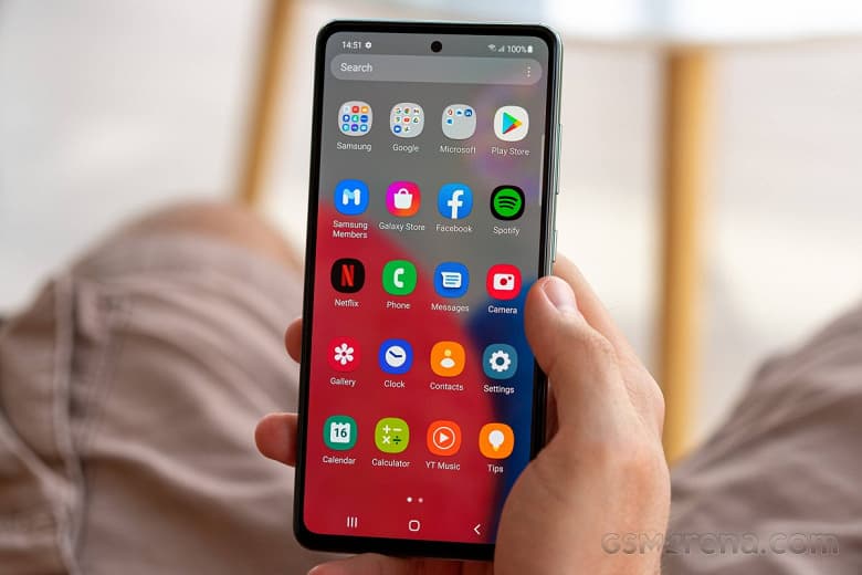 Samsung не сбавляет темп: популярный смартфон Galaxy A52s 5G получил  Android 12 и One UI 4
