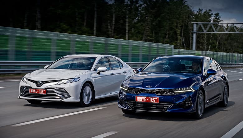 Toyota Camry с трудом вырвала победу у Kia K5 на российском рынке, но в этом году ситуация может поменяться Toyota Camry с трудом вырвала победу у Kia K5 на российском рынке, но в этом году ситуация может поменяться