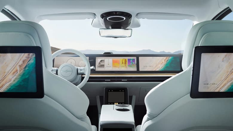 Sony выходит на автомобильный рынок раньше Apple. Представлен электрический кроссовер Sony Vision-S 02