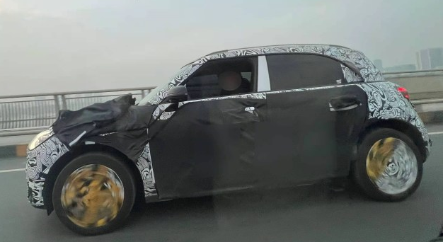 Самый большой Smart в истории — это детище Geely и Mercedes-Benz. Первые живые фото и подробности