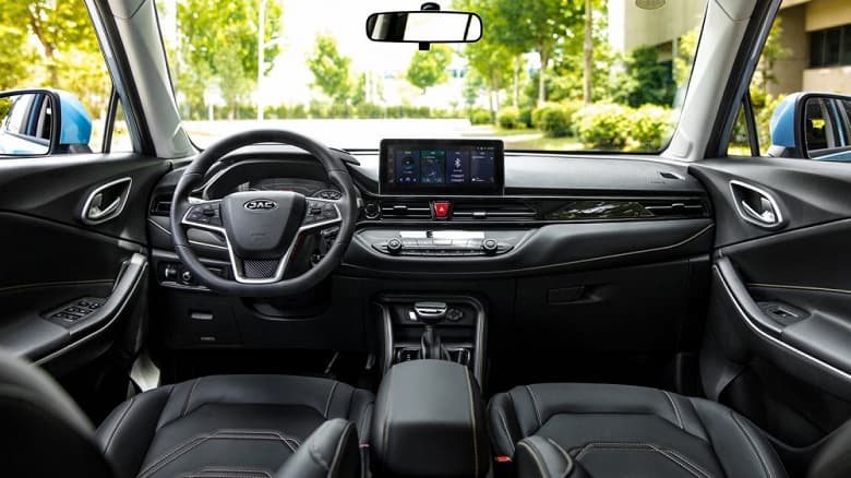 В России выходит улучшенная версия кроссовера JAC S4, который доступен украинским соседям