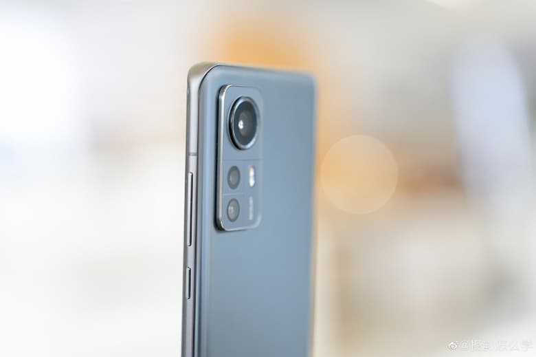 Xiaomi 12 Pro выходит на мировом рынке: флагманский смартфон уже протестировали в различных бенчмарках