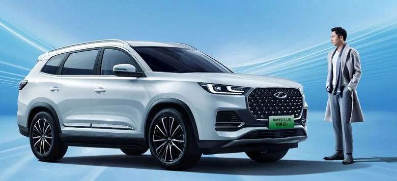 Расход 1 л на 100 км, разгон от 0 до 100 км/ч за 4,9 с и запас хода 100 км только на электричестве: представлен Chery Tiggo 8 Plus Kunpeng e+