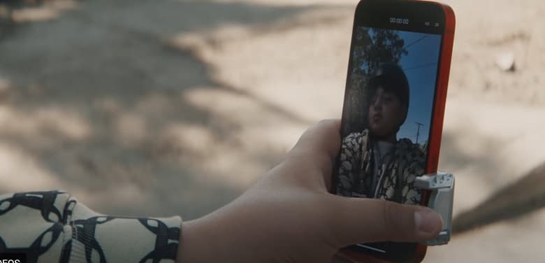 «Расслабьтесь, это iPhone» — Apple нахваливает время работы без подзарядки iPhone 13