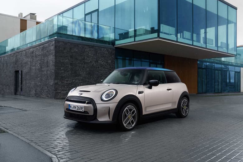 Официально: в России начали принимать заказы на электрический Mini Cooper SE Официально: в России начали принимать заказы на электрический Mini Cooper SE