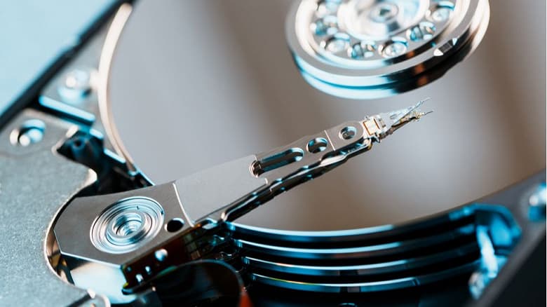 В четвертом квартале 2021 года было отгружено около 64 млн накопителей на жёстких магнитных дисках