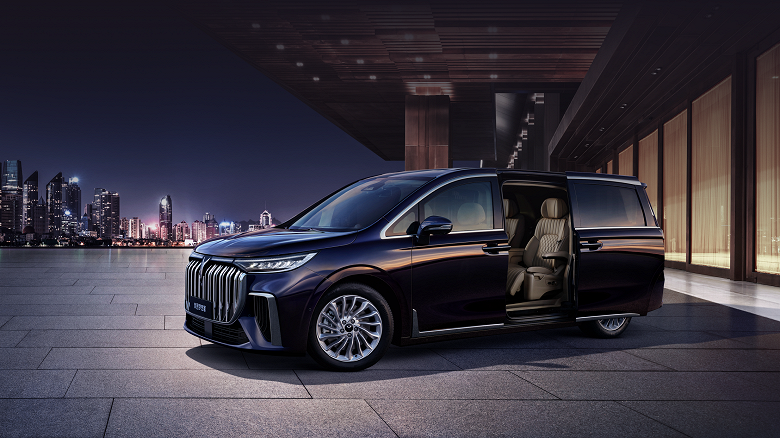 Самый быстрый гибридный минивэн в мире с огромными «ноздрями» как у BMW, 5-звёздочным комфортом и адаптивной подвеской. Это Dongfeng Lantu Dreamer