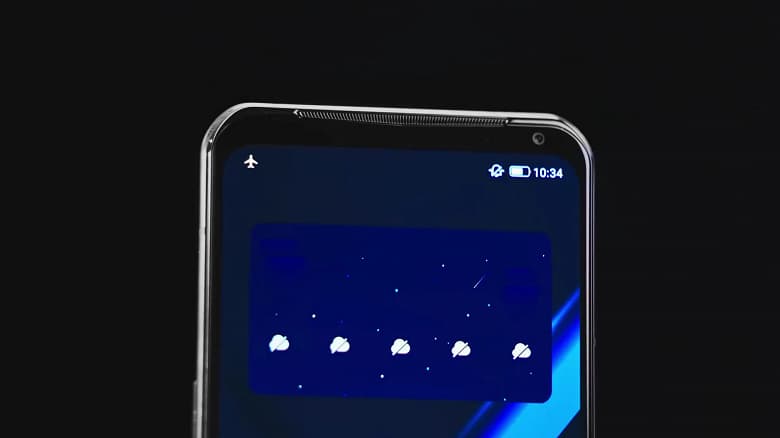 AMOLED, 144 Гц, HDR10+, Qualcomm Snapdragon 8 Gen1, SSD, RGB-подсветка, два вентилятора. Представлен смартфон Lenovo Legion Y90