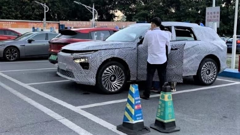 Запас хода 200 км за 5 минут зарядки и выход сразу на мировом рынке: большой кроссовер Xpeng G9 на подходе Запас хода 200 км за 5 минут зарядки и выход сразу на мировом рынке: большой кроссовер Xpeng G9 на подходе