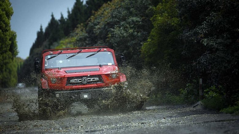 Представлен Dongfeng Warrior M18 EV. Это более мощная версия электрического Hummer из Поднебесной