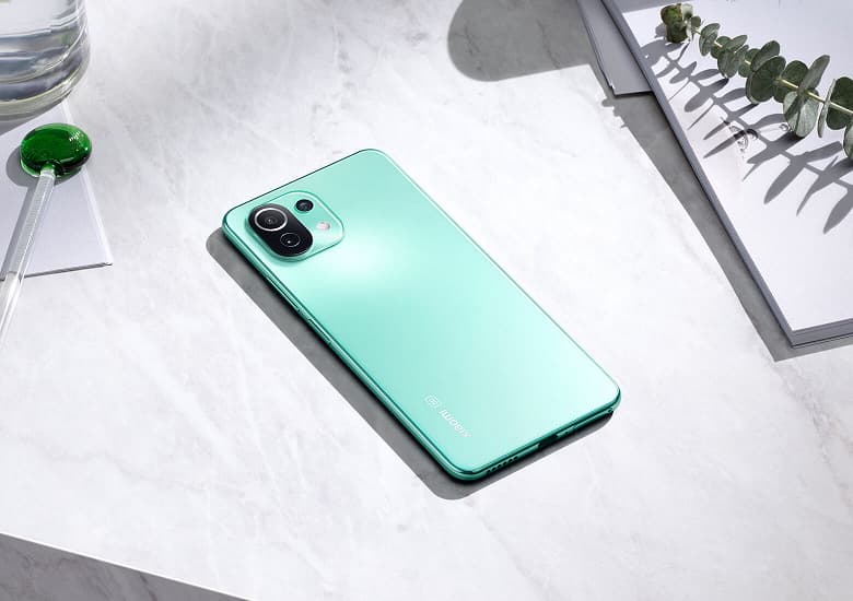 Xiaomi Mi 11 Lite 5G начал получать долгожданную MIUI 13 с Android 12 за пределами Китая