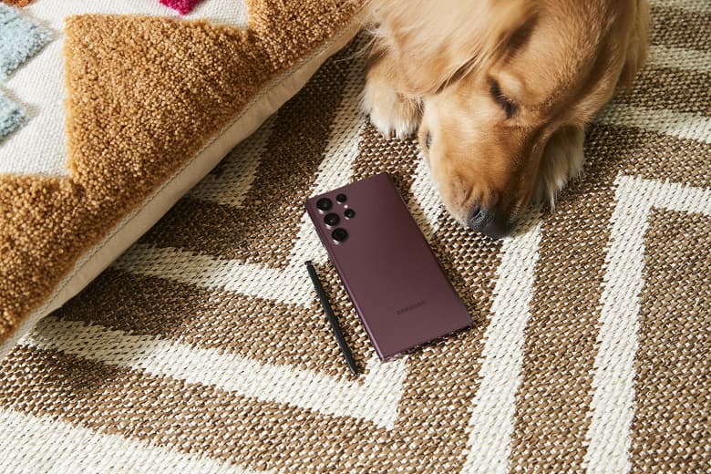 6,8-дюймовый AMOLED, 120 Гц, 108 Мп, 10х зум, встроенный стилус, 5000 мА·ч и 45 Вт. Samsung Galaxy S22 Ultra представлен официально