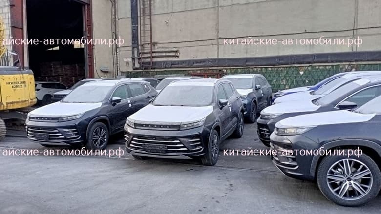 Аналог Chery Tiggo 7 Pro приехал в России: крупную партию Exeed LX засняли в порту Владивостока