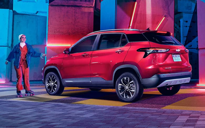 Компактный кроссовер Chevrolet Groove появится в продаже в России в декабре. Автомобиль можно заказать уже сейчас за 2,45 млн рублей