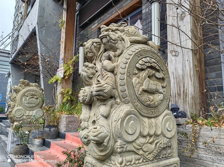 Так снимает 160-мегапиксельный флагман Honor среднего уровня. Много фото, сделанных на камеру Honor 80 Pro