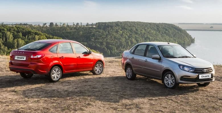 «Такого не было очень давно. И уникальный шанс, и уникальные возможности». Глава Минпромторга заявил, что АвтоВАЗ захватил 42% российского авторынка