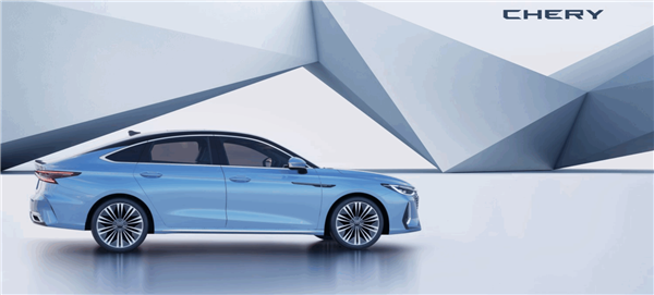 «Китайский Audi A7» оказался очень популярным в Поднебесной. За месяц продано боле 10 000 Chery Arrizo 8