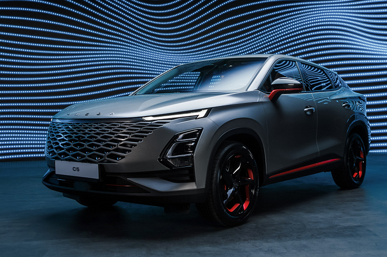 Владельцы Omoda C5 хвалят автомобиль за низкий уровень расхода. Но не обошлось и без недостатков