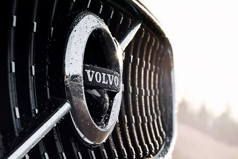 Новый кроссовер Volvo EX30 получит электрическую платформу Geely