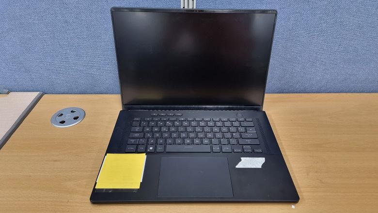 Первый ноутбук с GeForce RTX 40. Asus ROG Zephyrus M16 нового поколения засветился в Сети Первый ноутбук с GeForce RTX 40. Asus ROG Zephyrus M16 нового поколения засветился в Сети