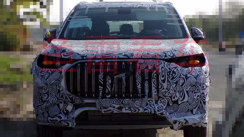 Новейший Chery Tiggo 9 без дверных ручек в салоне впервые показали вживую