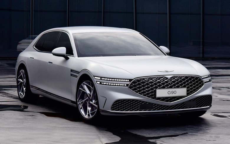 Премиум-Hyundai почти за 10 млн. Дилеры объявили цены на новый Genesis G90 в России