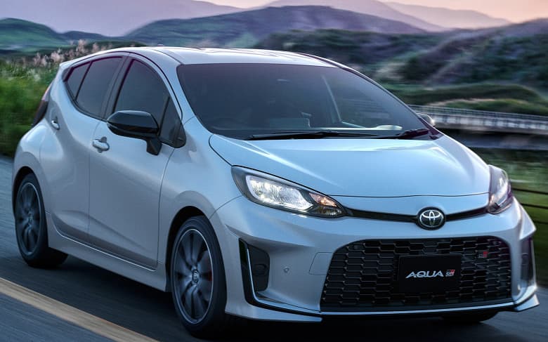 Представлен «горячий» хетчбэк Toyota Aqua GR Sport дешевле  000