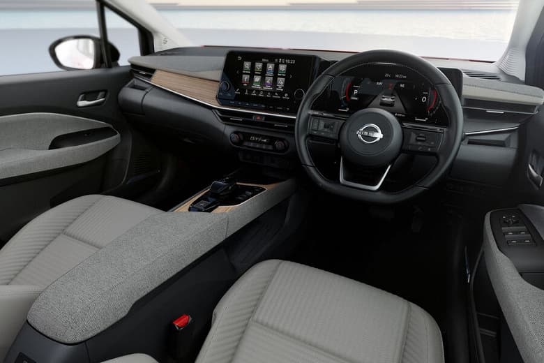 Новейший 200-сильный Nissan по цене от 1,4 млн рублей. В Россию вернулся Nissan Note