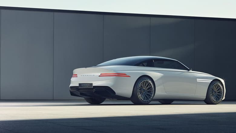 Представлен электрический кабриолет Genesis X Convertible с необычным водительским местом