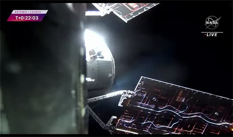 NASA наконец-то запустило ракету SLS к Луне. Ее старт откладывали с десяток раз