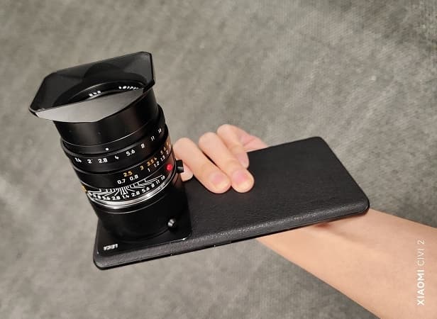 Это не шутка. Смартфон Xiaomi Mi 12S Ultra Сoncept Machine уже попал к блогерам