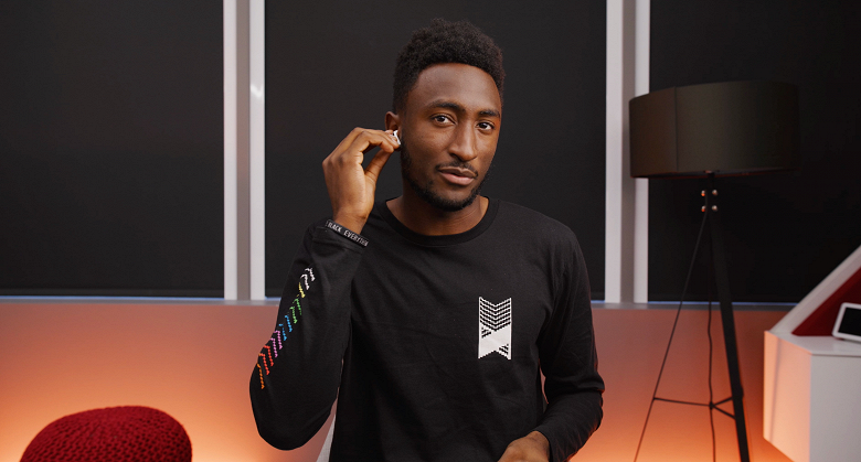 «Продолжайте жаловаться, но это будет стоить 8 долларов. Twitter обращается ко внутреннему мазохисту во всех нас», — Илон Маск принял решение о плате за «синюю галочку» Twitter