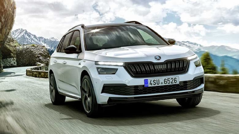 Доступный кроссовер Skoda Kamiq приехал в Россию. Цена в современных реалиях оказалась очень привлекательной