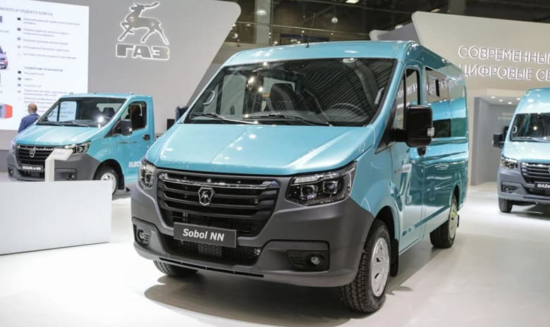 Вместо покинувших Россию Ford Transit и Mercedes-Benz Sprinter. Дилеры ГАЗа уже получили первую партию новейших фургонов «Соболь NN»