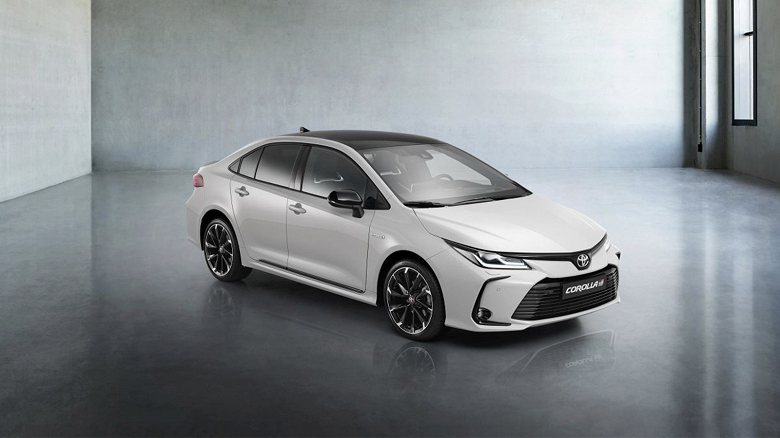У конкурентов Toyota Corolla нет шансов. Этот автомобиль с большим отрывом остаётся самым продаваемым в мире У конкурентов Toyota Corolla нет шансов. Этот автомобиль с большим отрывом остаётся самым продаваемым в мире