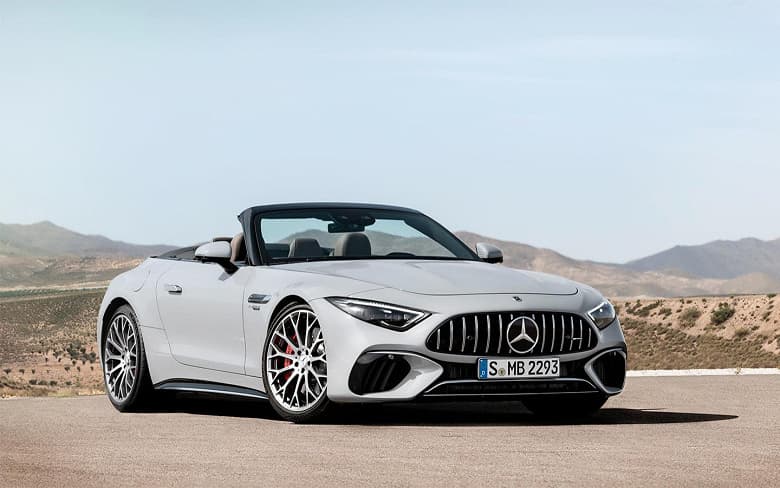 Дилер привез в Россию новый Mercedes-Benz SL. За родстер с двигателем мощностью почти 600 л.с. и полным приводом просят более 20 млн рублей