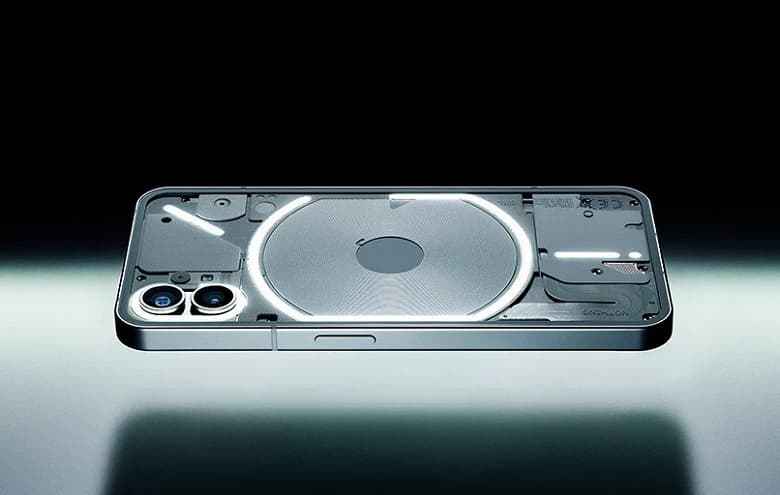 В «М.Видео» стартовали продажи прозрачного Nothing Phone 1 с подсветкой из 900 диодов