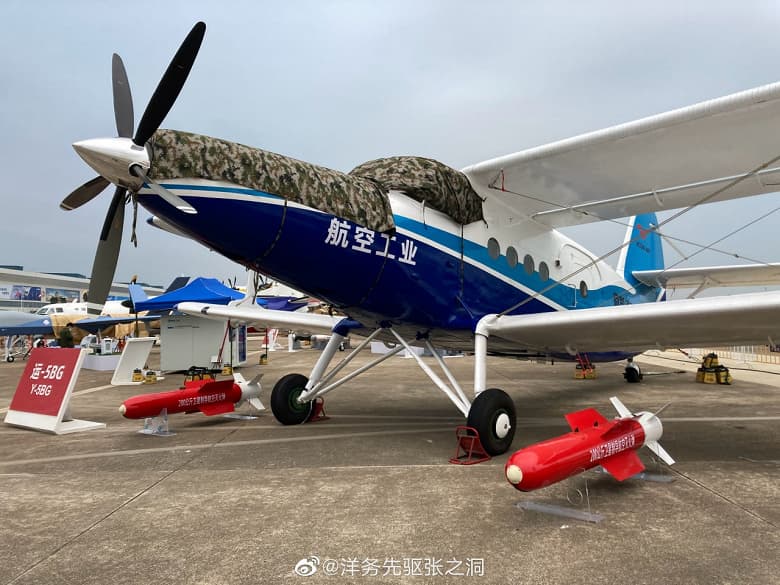 В Китае показали копию советского самолёта Ан-2 «Кукурузник» с американским турбовинтовым двигателем, цифровой авионикой Garmin и противопожарными авиабомбами со спутниковым наведением