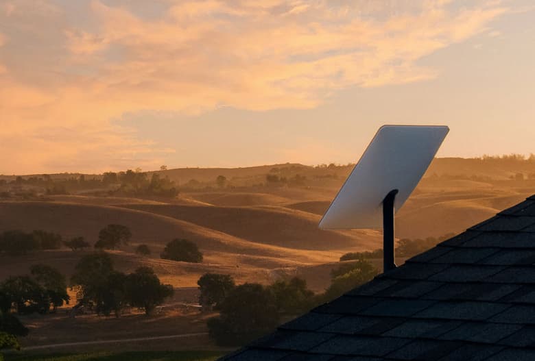 Чтобы отключить Starlink, вовсе не обязательно взрывать атомную бомбу в мезосфере. Российские инженеры нашли слабые места спутниковой системы связи SpaceX