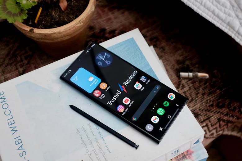 Одна из камер Samsung Galaxy S23 Ultra может быть хуже, чем у предшественника? Разрешение фронтальной уменьшится