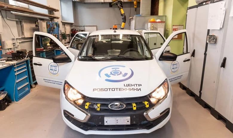 Беспилотная Lada Granta получит четвертый уровень автономности. Автомобили Tesla всё ещё не добрались до третьего уровня