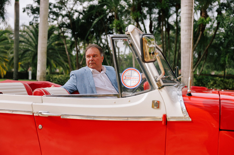 «22 года растворились примерно в 25 секундах», — Тони Блевинс заявил, что он пытался удалить видео, которое стоило ему работы в Apple