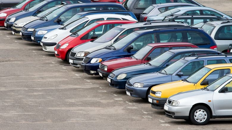 Средняя цена машины с пробегом в России выросла на 37%, до 1,3 млн рублей Средняя цена машины с пробегом в России выросла на 37%, до 1,3 млн рублей