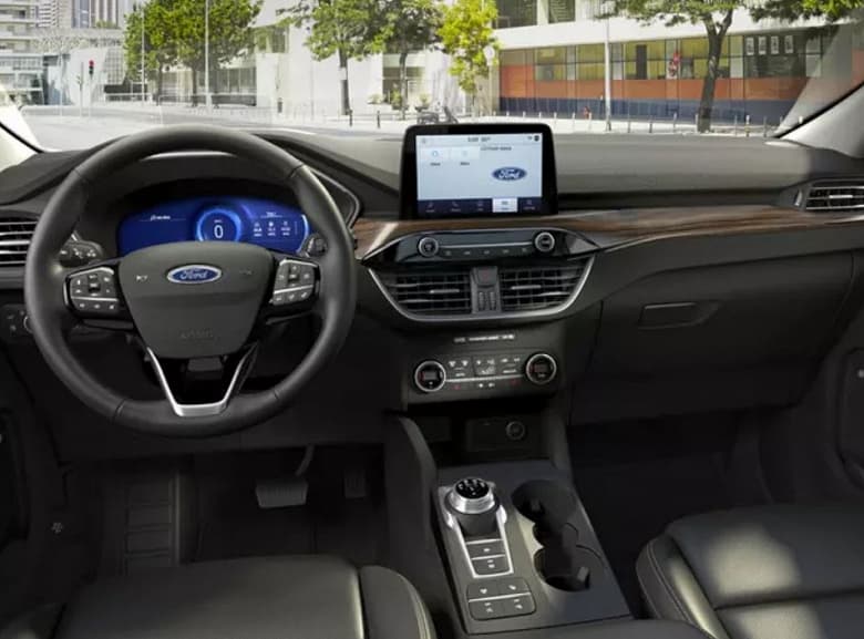 До 253 л.с, 8-ступенчатый автомат и опционально полный привод. В России начали продавать Ford Escape