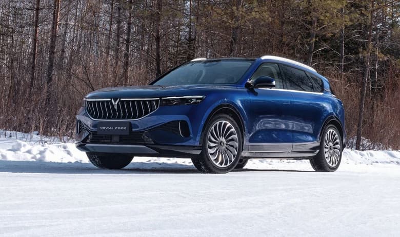 488 л.с., полный привод и богатое оснащение с «цифровым трюмо». В России открыли официальный предзаказ на кроссовер Voyah Free