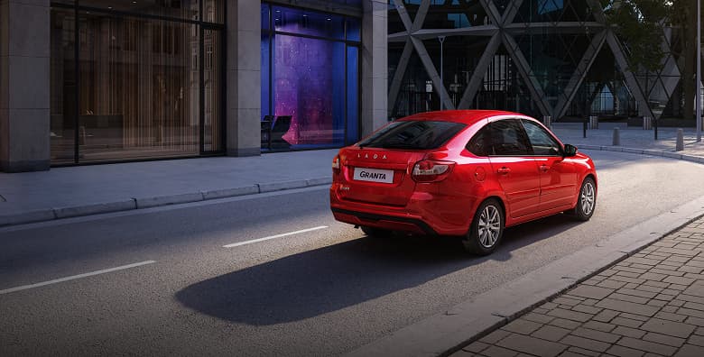 АвтоВАЗ выпустил 200 тыс. машин в этом году — не все из них получили бренд Lada