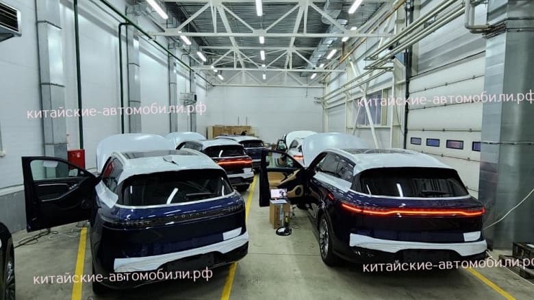 В Россию привезли первую партию Voyah Free. Опубликованы живые фото В Россию привезли первую партию Voyah Free. Опубликованы живые фото